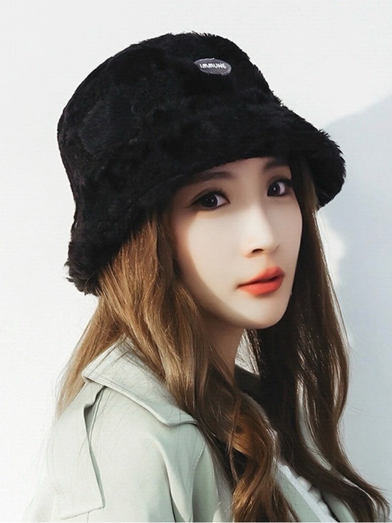 IMAN Accessories - IMAN Black Faux Fur Bucket Hat - Plush Winter Bucket